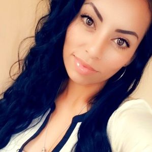 Meet your Posher, Annakaren